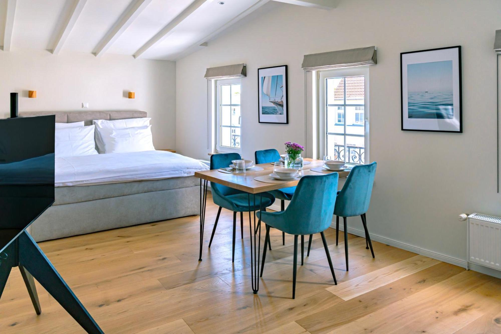 Kapitaenshaus Friedrich Franz - Premium Apartments 200 Meter Vom Strand Und Alten Strom Росток Екстериор снимка