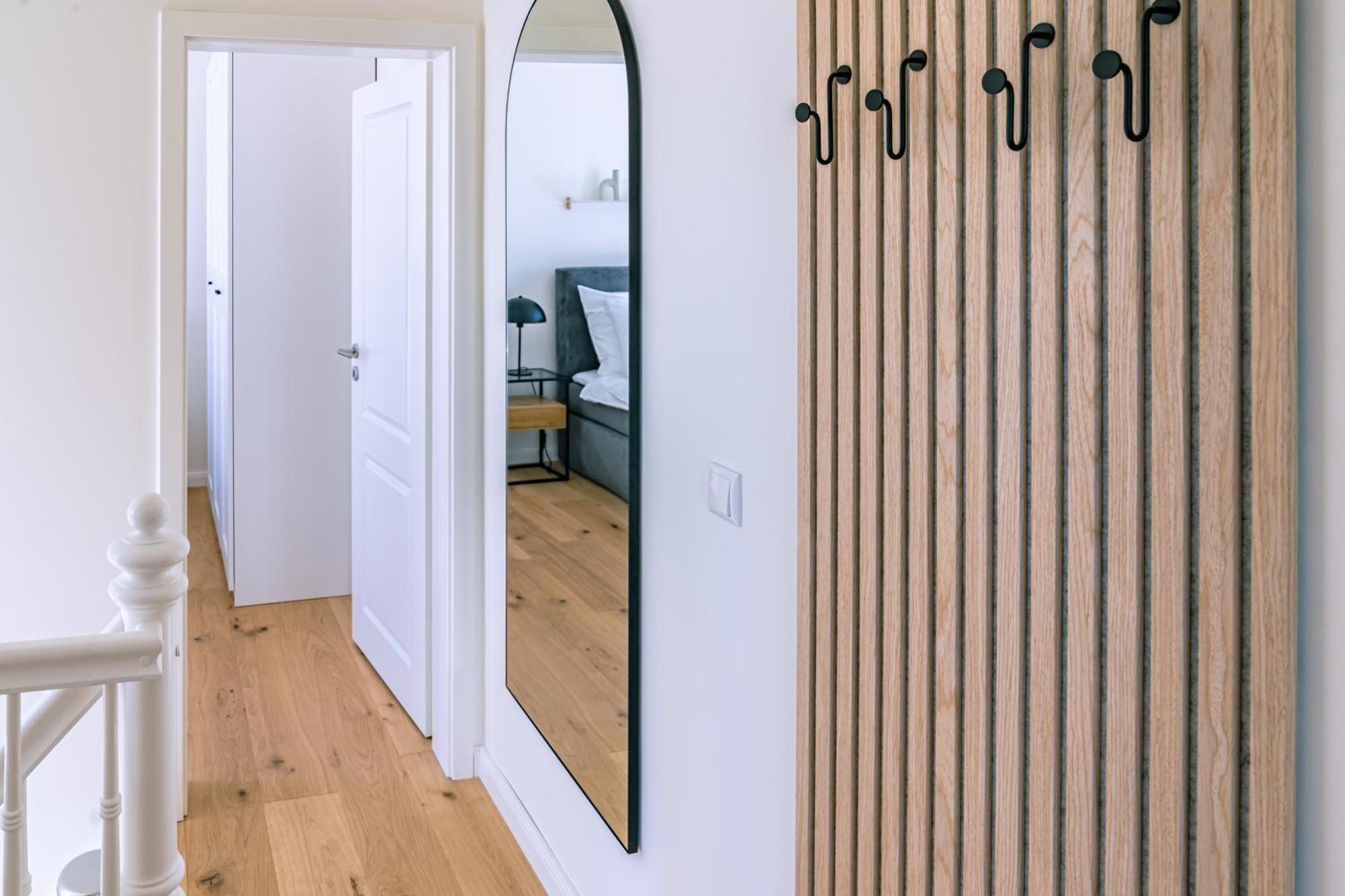 Kapitaenshaus Friedrich Franz - Premium Apartments 200 Meter Vom Strand Und Alten Strom Росток Екстериор снимка