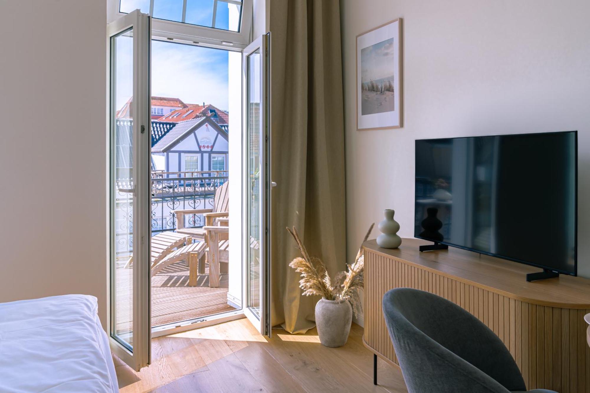 Kapitaenshaus Friedrich Franz - Premium Apartments 200 Meter Vom Strand Und Alten Strom Росток Екстериор снимка