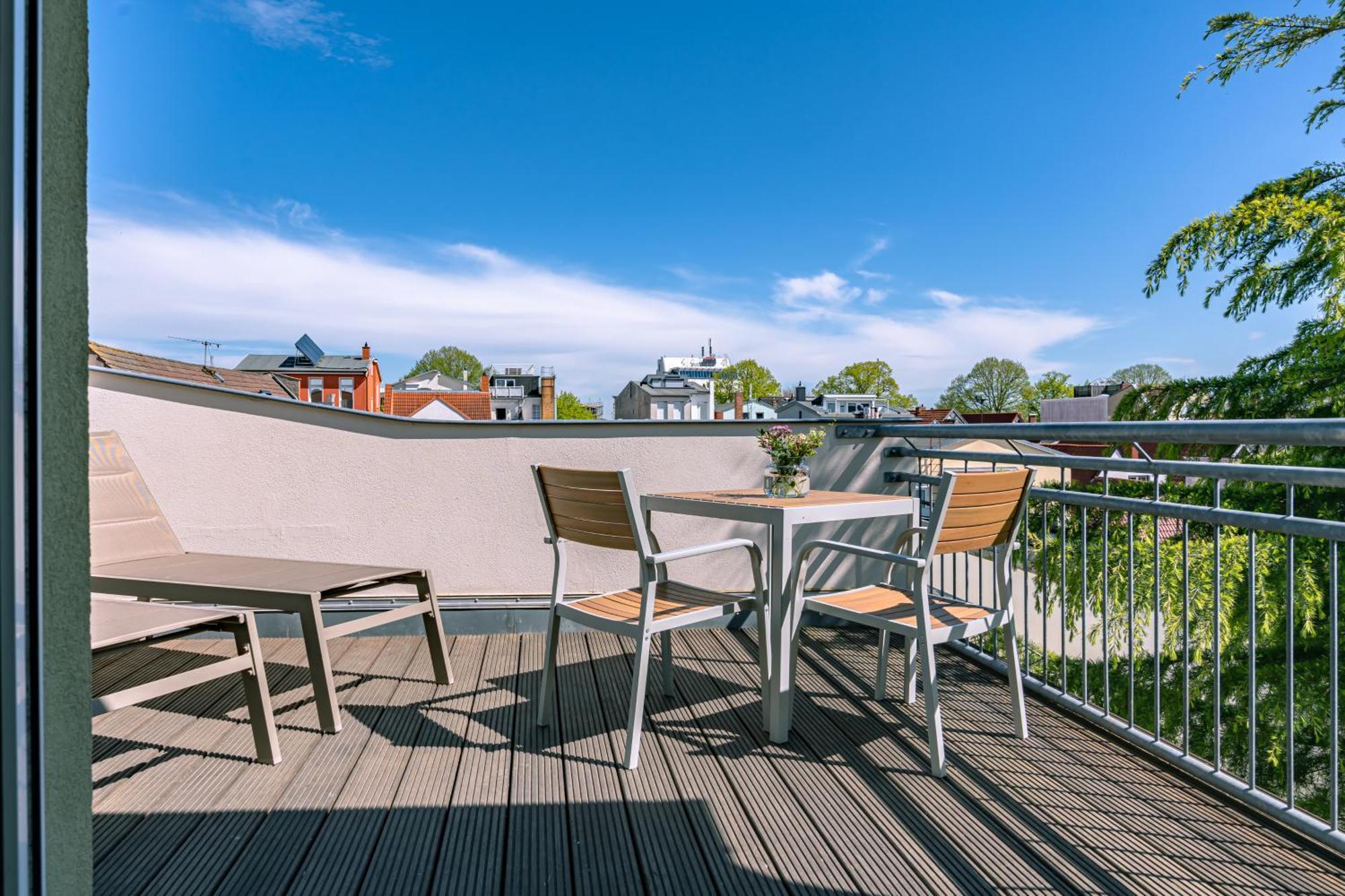 Kapitaenshaus Friedrich Franz - Premium Apartments 200 Meter Vom Strand Und Alten Strom Росток Екстериор снимка