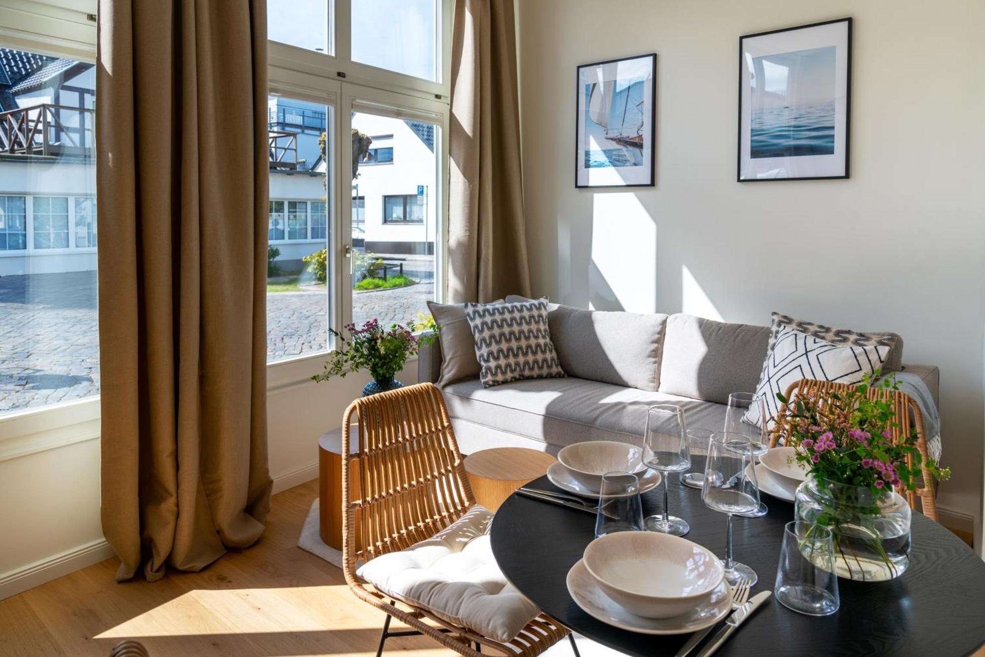 Kapitaenshaus Friedrich Franz - Premium Apartments 200 Meter Vom Strand Und Alten Strom Росток Екстериор снимка