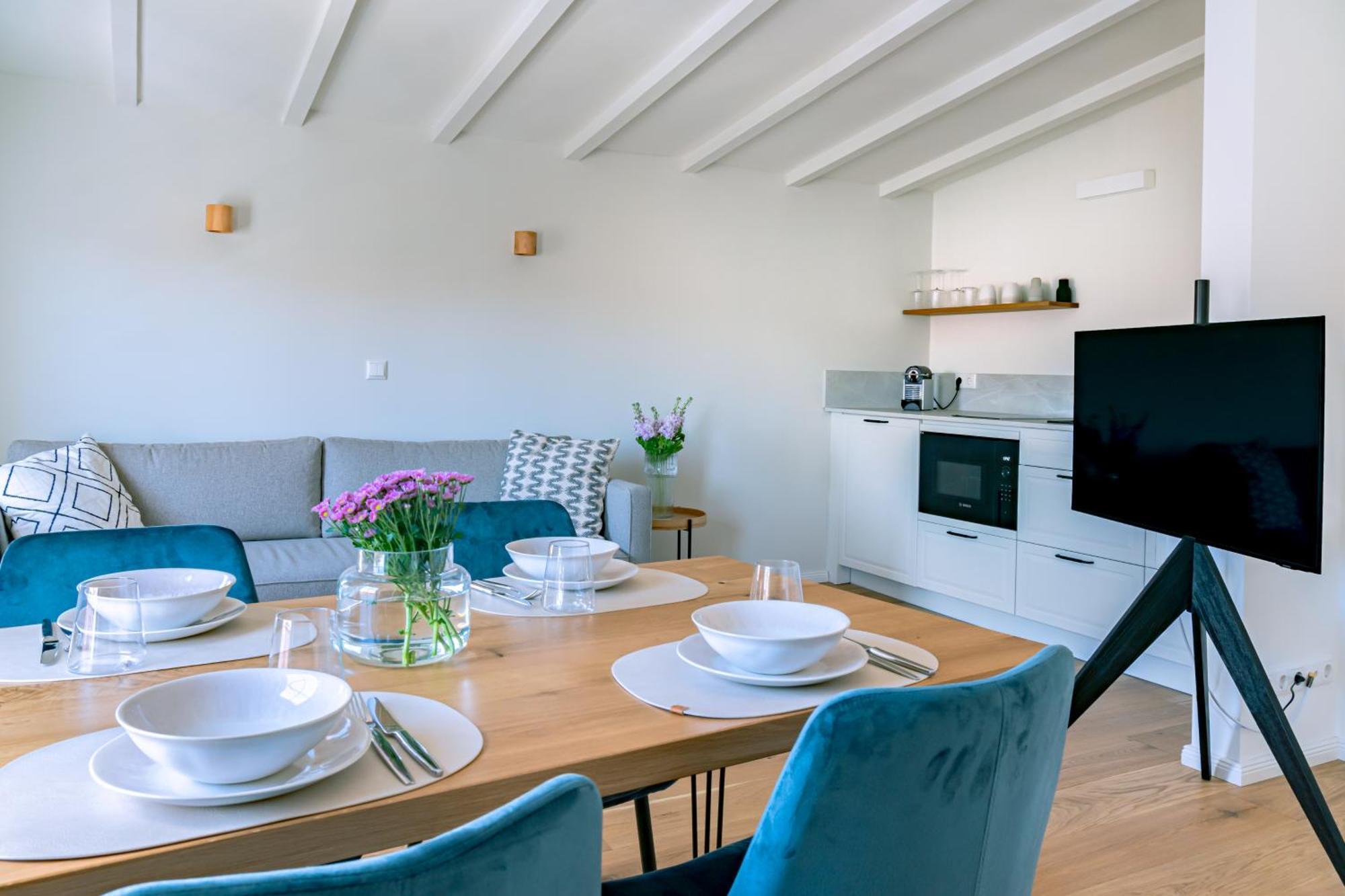 Kapitaenshaus Friedrich Franz - Premium Apartments 200 Meter Vom Strand Und Alten Strom Росток Стая снимка
