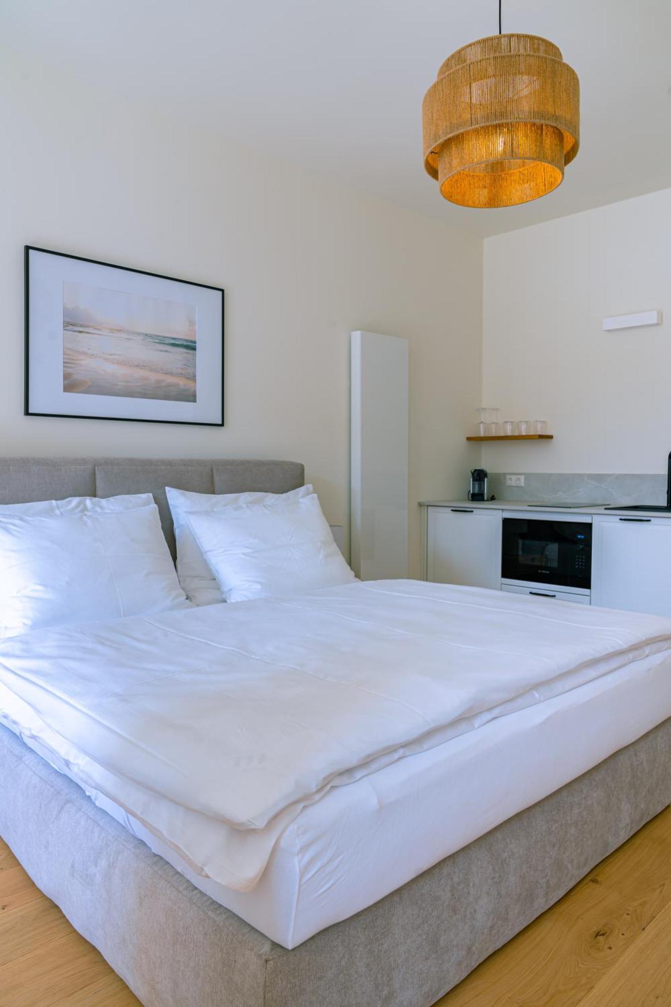 Kapitaenshaus Friedrich Franz - Premium Apartments 200 Meter Vom Strand Und Alten Strom Росток Стая снимка