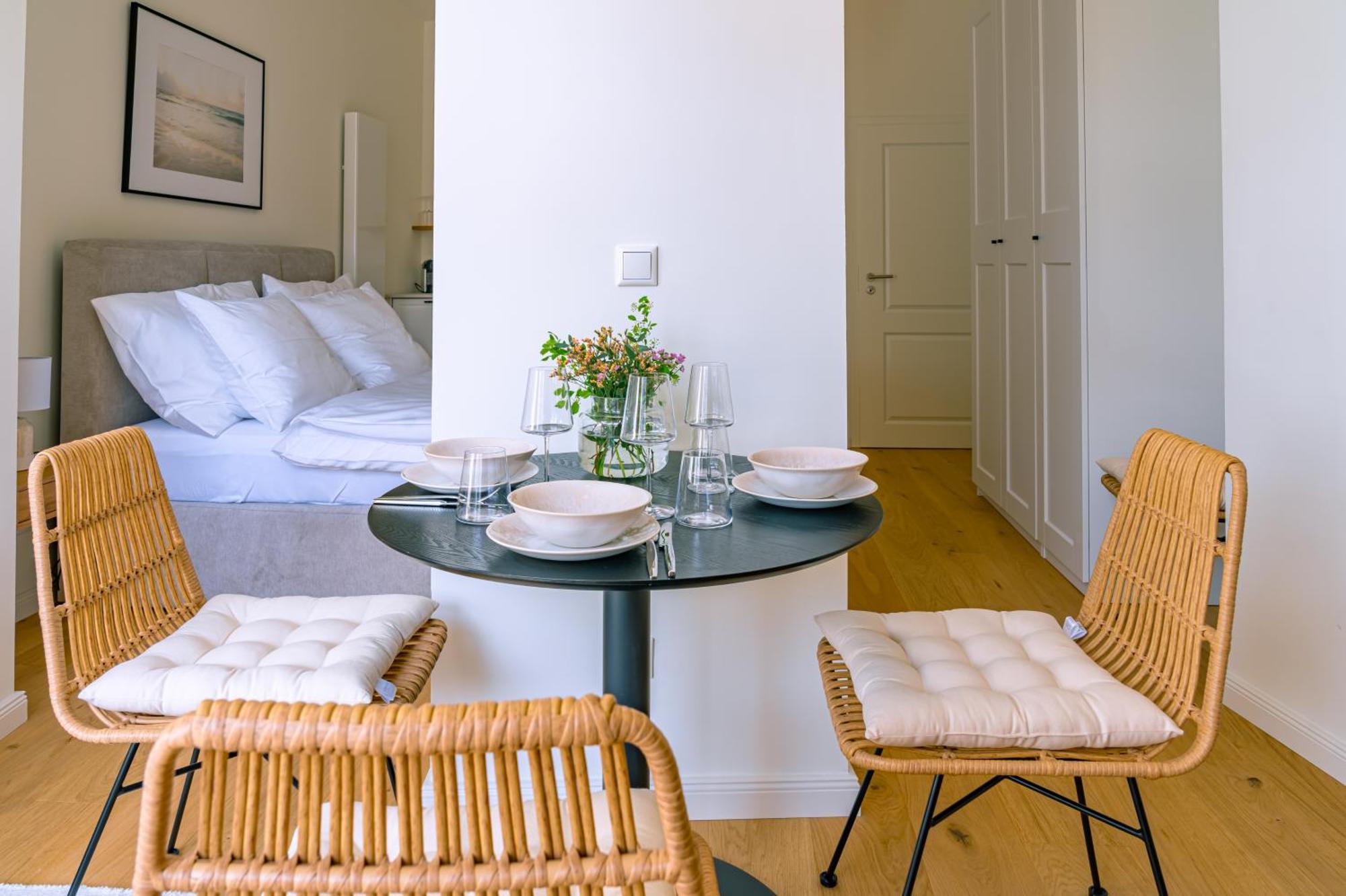 Kapitaenshaus Friedrich Franz - Premium Apartments 200 Meter Vom Strand Und Alten Strom Росток Стая снимка